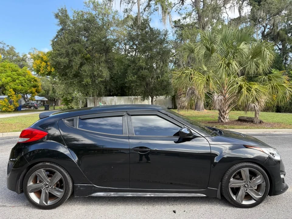 2015 Hyundai Veloster - Image 4 of 14