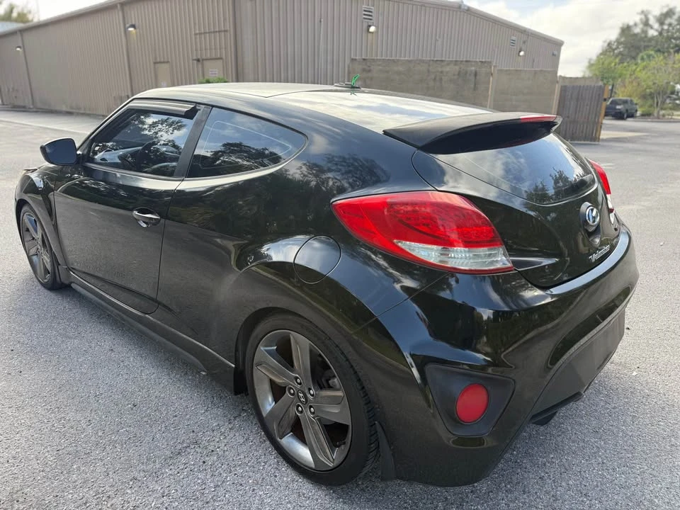 2015 Hyundai Veloster - Image 6 of 14