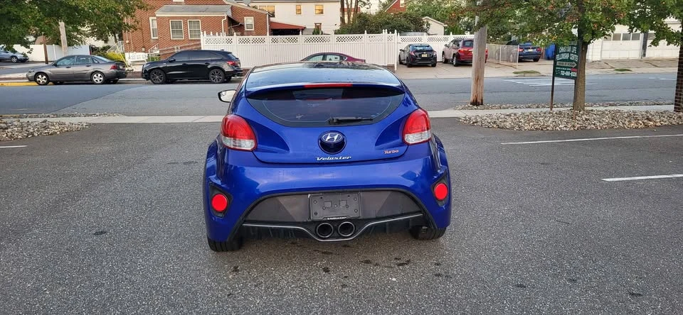 2015 Hyundai Veloster - Image 5 of 12