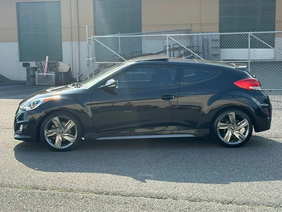 2015 Hyundai Veloster - Image 9 of 15