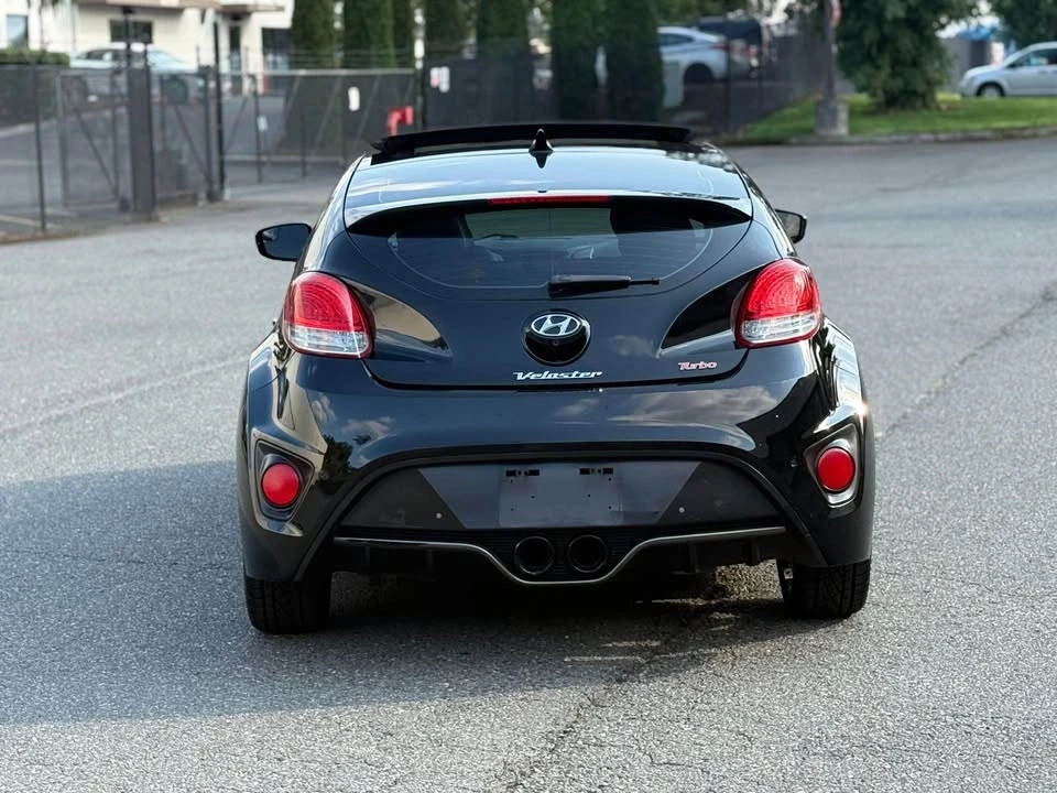 2015 Hyundai Veloster - Image 5 of 15