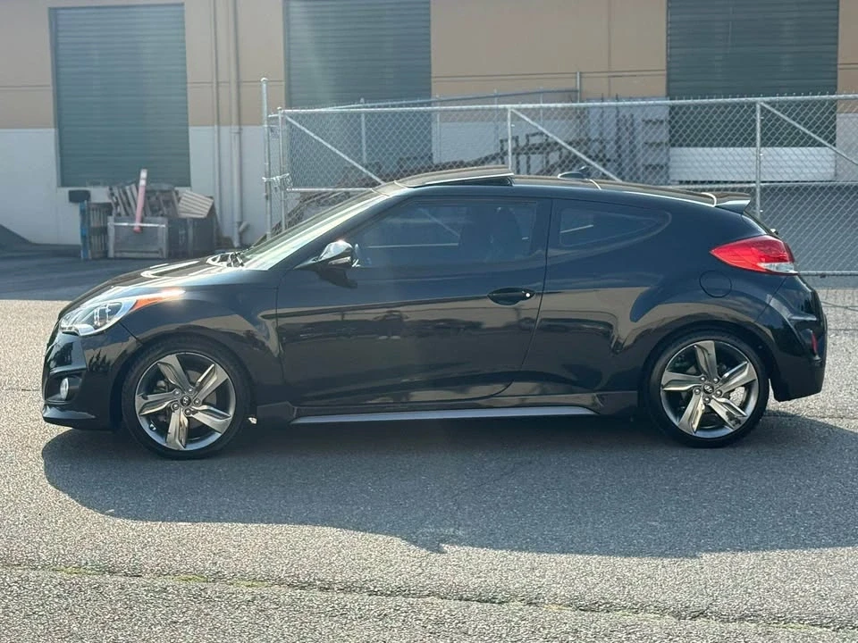 2015 Hyundai Veloster - Image 8 of 15