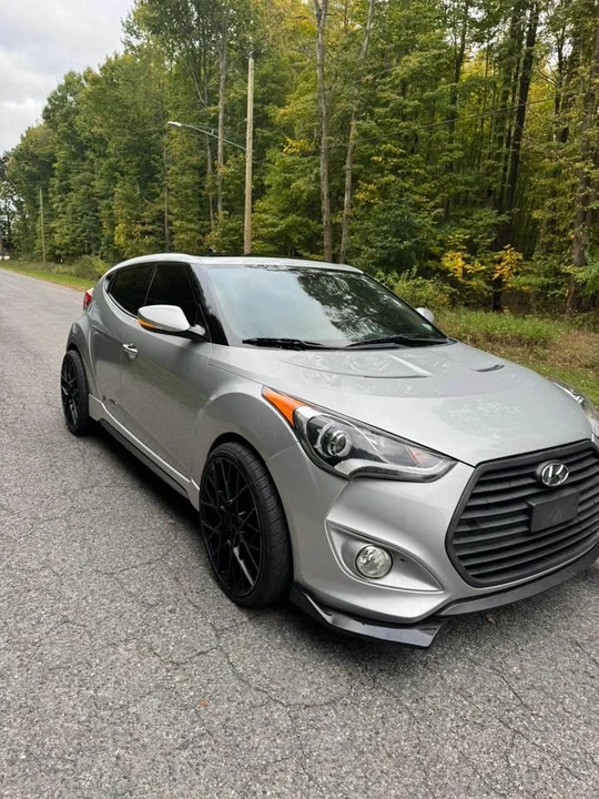 2015 Hyundai Veloster - Image 4 of 5