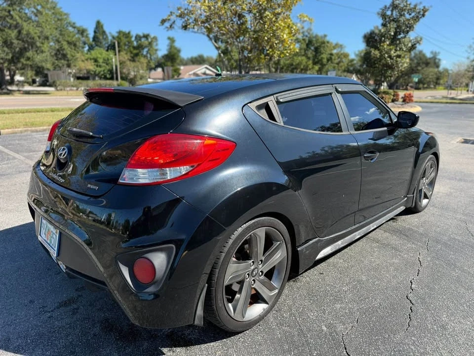 2015 Hyundai Veloster - Image 5 of 10