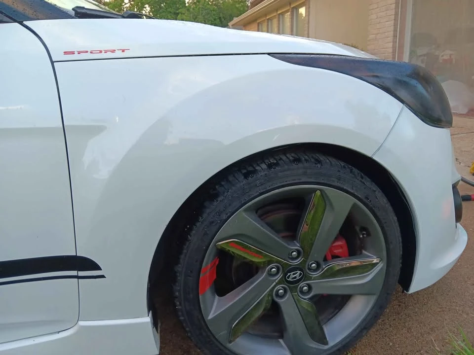 2015 Hyundai Veloster - Image 4 of 8