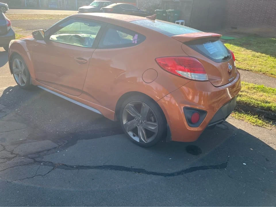 2015 Hyundai Veloster - Image 3 of 12