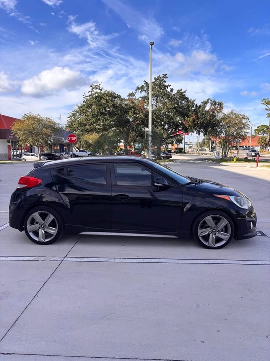 2015 Hyundai Veloster - Image 5 of 14