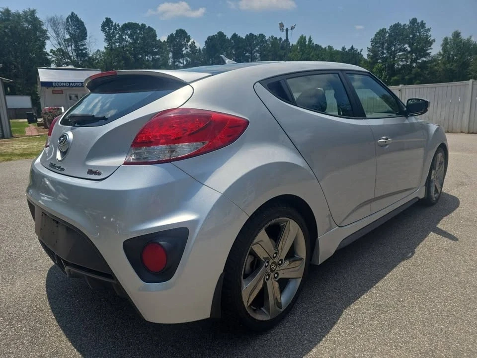 2015 Hyundai Veloster - Image 6 of 17