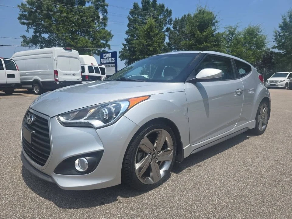 2015 Hyundai Veloster - Image 2 of 17