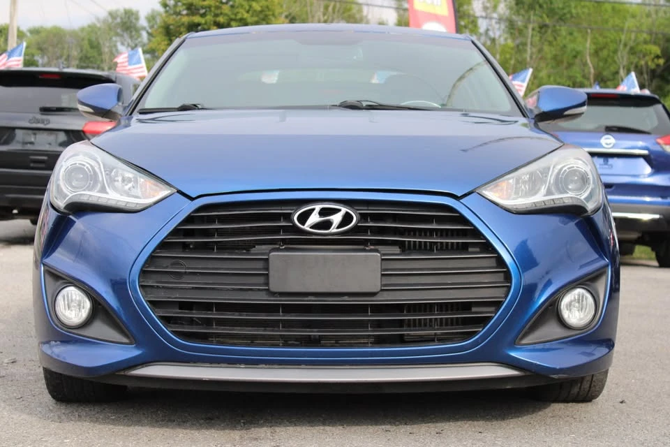 2015 Hyundai Veloster - Image 2 of 19