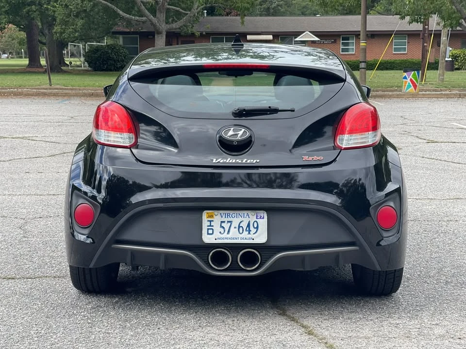 2015 Hyundai Veloster - Image 4 of 13