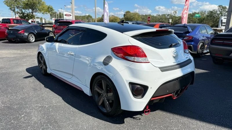 2015 Hyundai Veloster - Image 7 of 19
