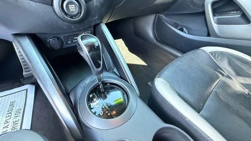 2015 Hyundai Veloster - Image 14 of 19
