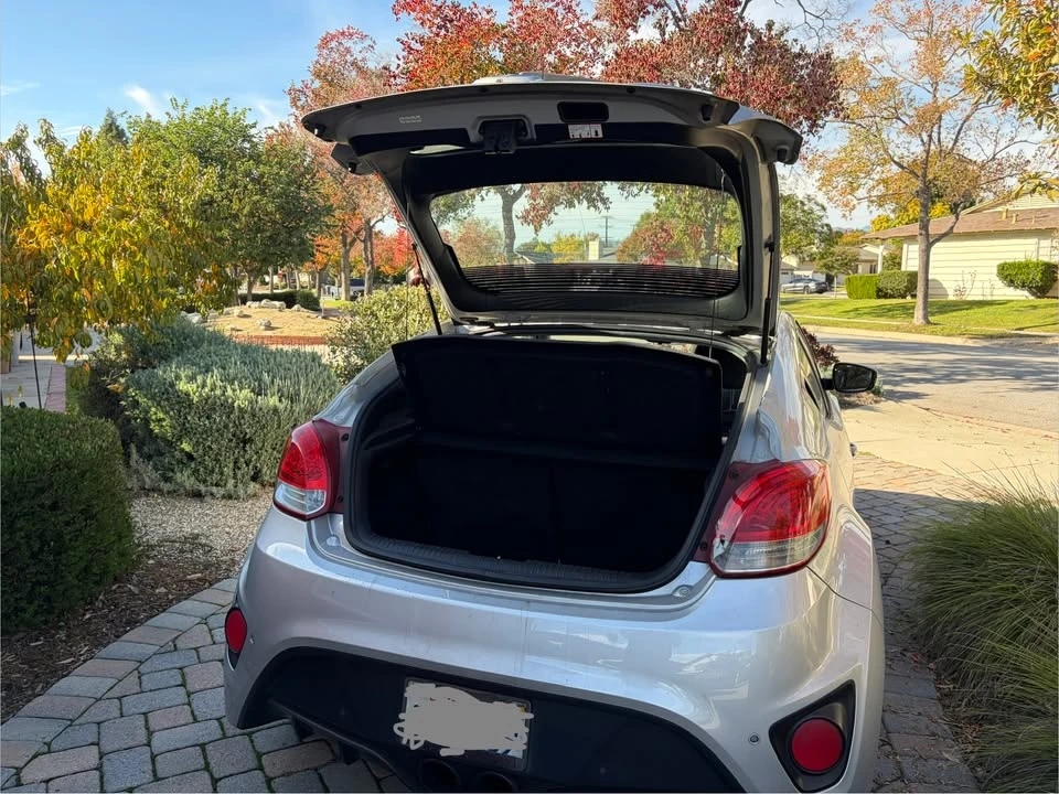 2015 Hyundai Veloster - Image 14 of 20