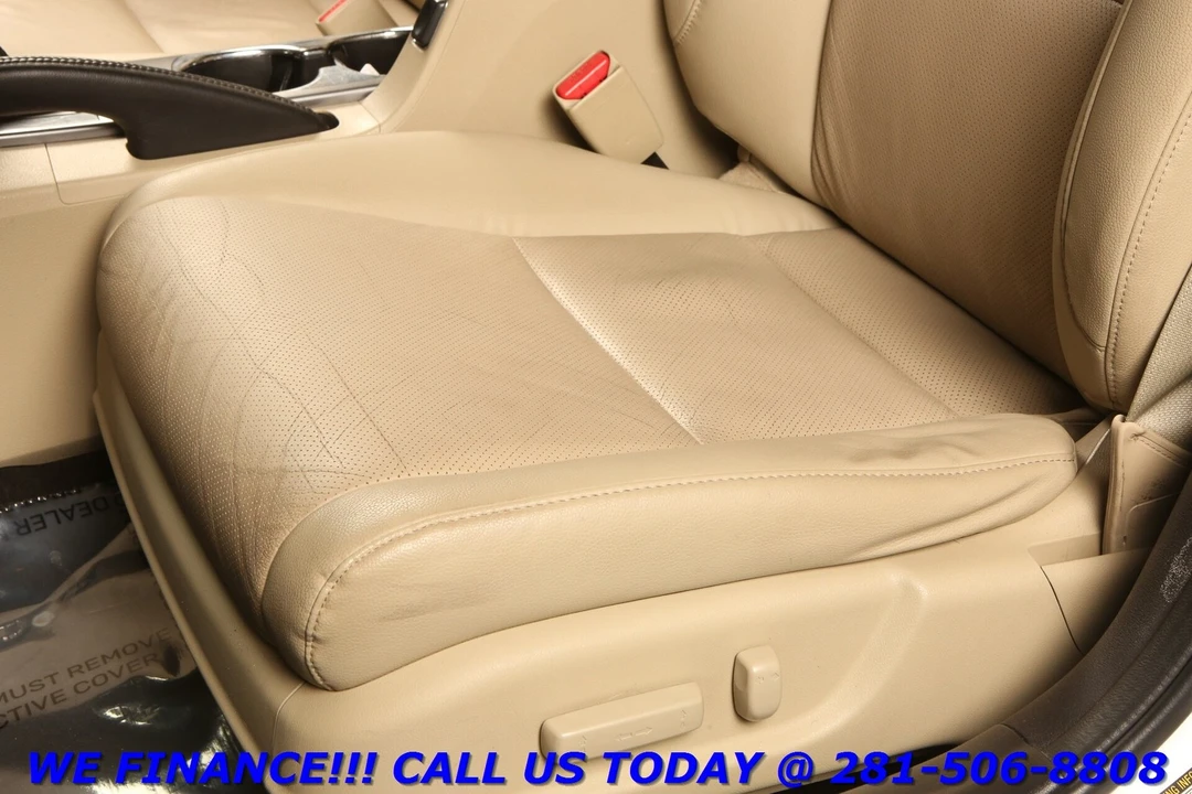 2015 Acura ILX - Image 13 of 21