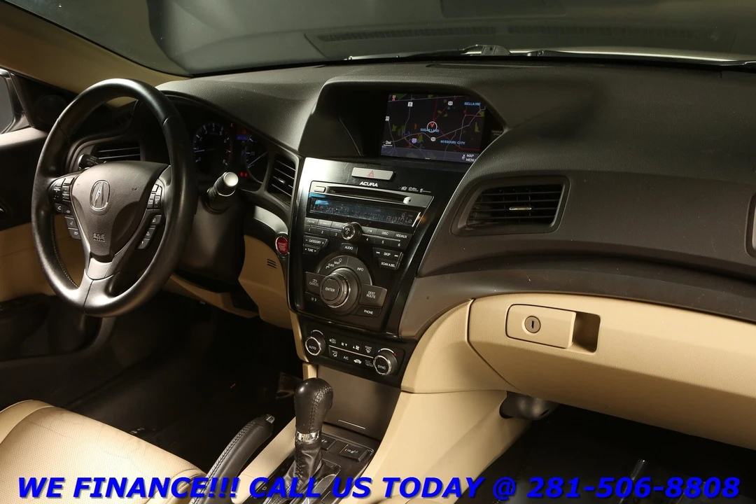 2015 Acura ILX - Image 19 of 21