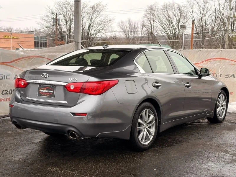 2015 Infiniti Q50 - Image 9 of 12