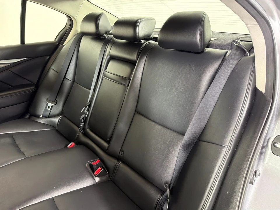 2015 Infiniti Q50 - Image 20 of 26