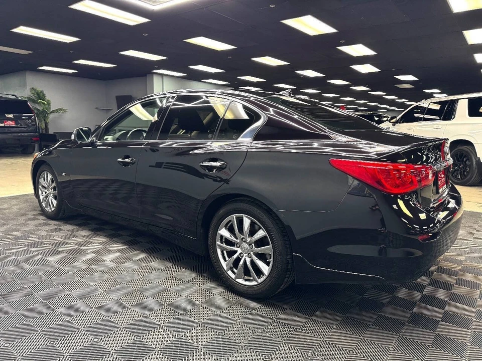 2015 Infiniti Q50 - Image 8 of 12