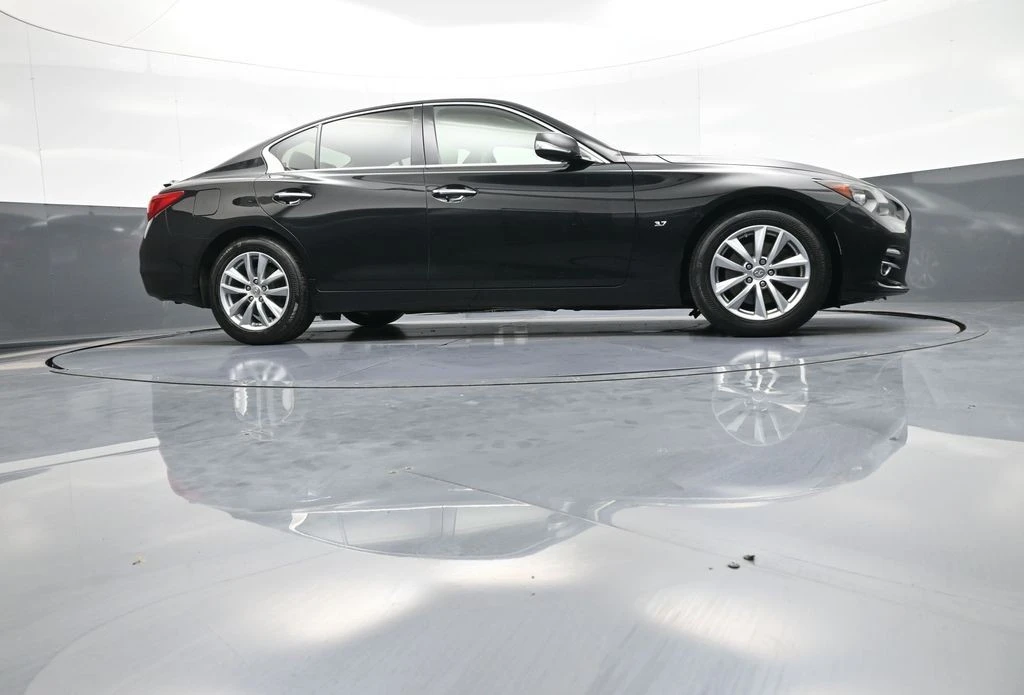 2015 Infiniti Q50 - Image 29 of 31