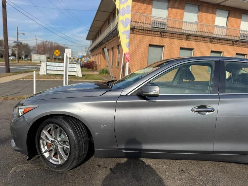 2015 Infiniti Q50 - Image 8 of 12