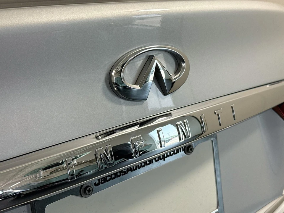 2015 Infiniti Q50 - Image 15 of 18