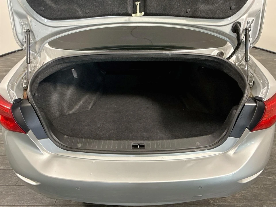 2015 Infiniti Q50 - Image 8 of 18