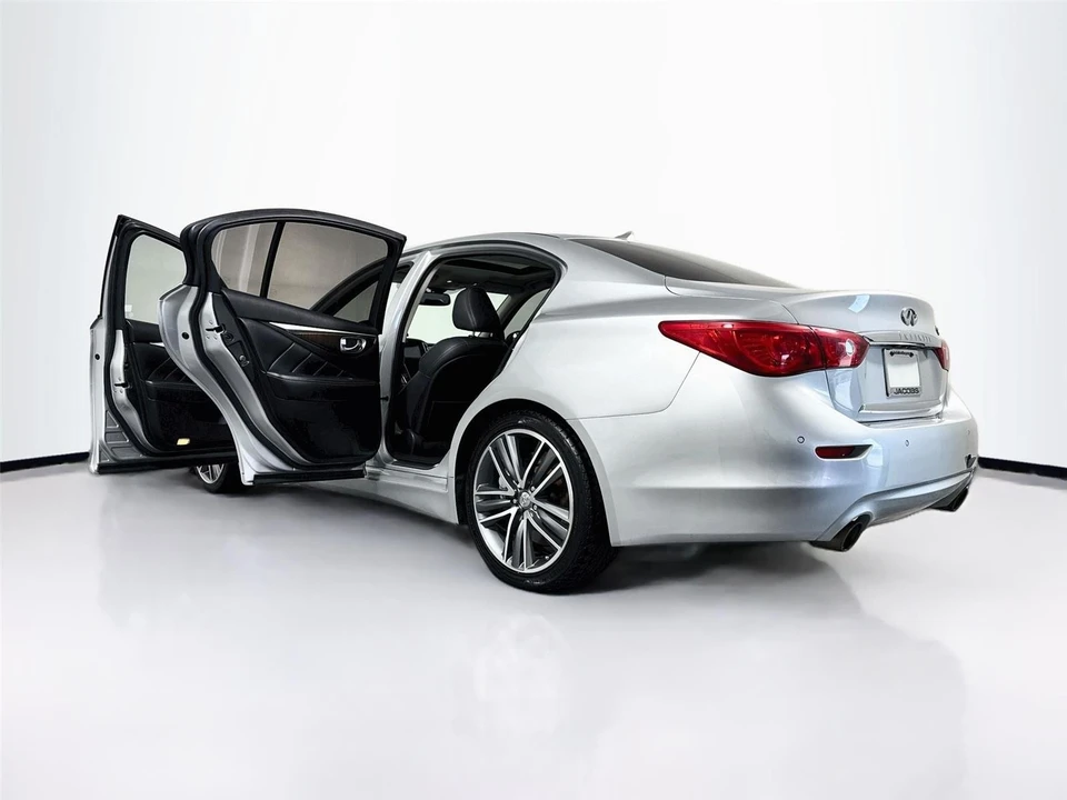 2015 Infiniti Q50 - Image 17 of 18