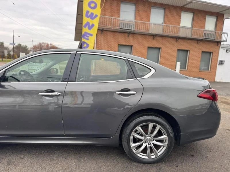 2015 Infiniti M/Q70 4th Gen - Image 9 of 12