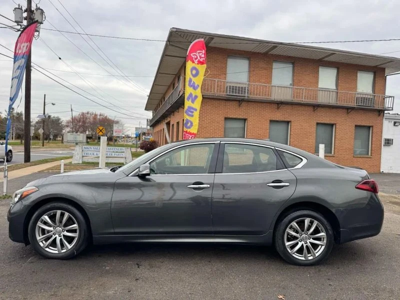 2015 Infiniti M/Q70 4th Gen - Image 10 of 12