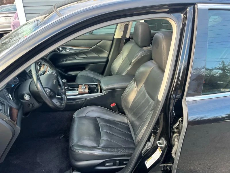 2015 Infiniti M/Q70 4th Gen - Image 10 of 12