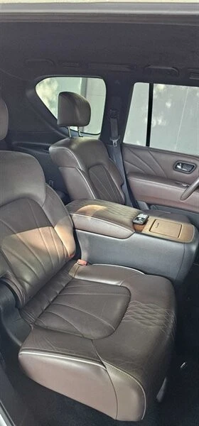 2015 Infiniti QX80 - Image 11 of 18