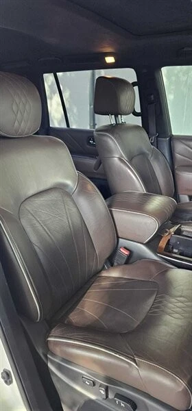 2015 Infiniti QX80 - Image 17 of 18