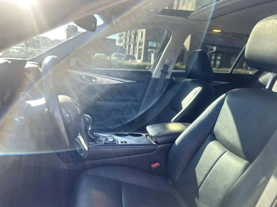 2015 Infiniti Q50 - Image 9 of 12