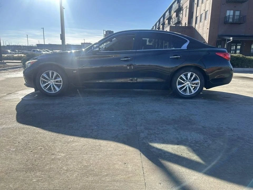 2015 Infiniti Q50 - Image 3 of 12