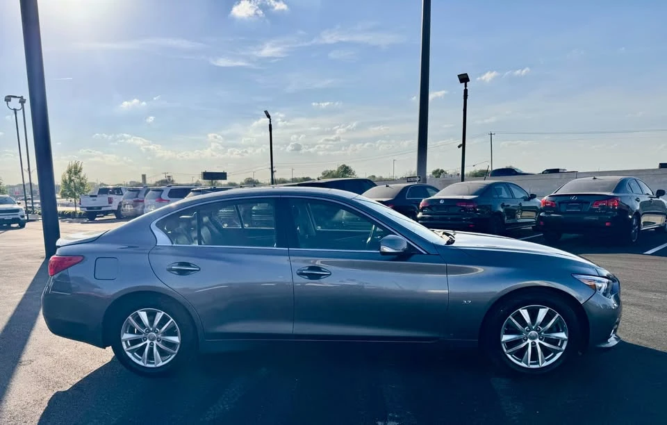 2015 Infiniti Q50 - Image 10 of 13