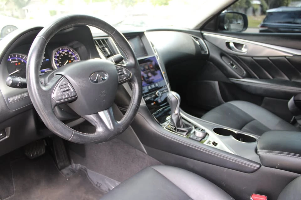 2015 Infiniti Q50 - Image 10 of 17