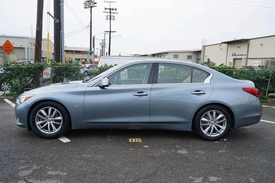 2015 Infiniti Q50 - Image 2 of 19