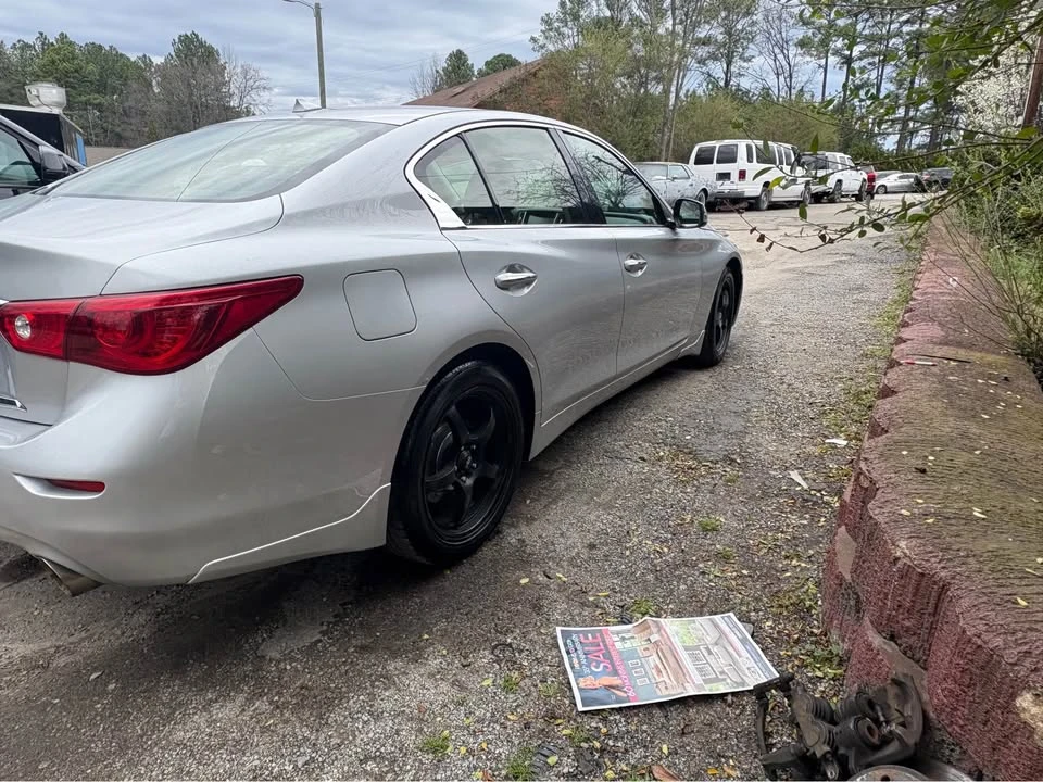 2015 Infiniti Q50 - Image 2 of 9