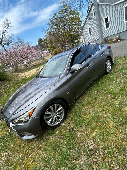 2015 Infiniti Q50 - Image 2 of 4