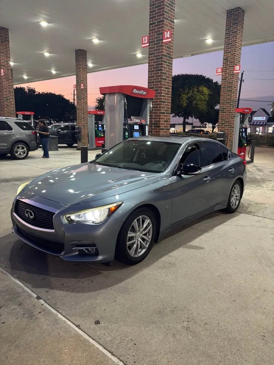 2015 Infiniti Q50 - Image 2 of 9