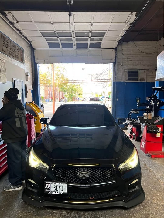 2015 Infiniti Q50 - Image 2 of 7