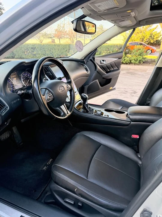 2015 Infiniti Q50 - Image 12 of 20