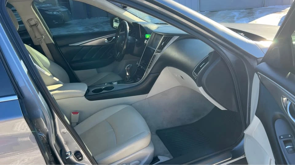 2015 Infiniti Q50 - Image 12 of 20