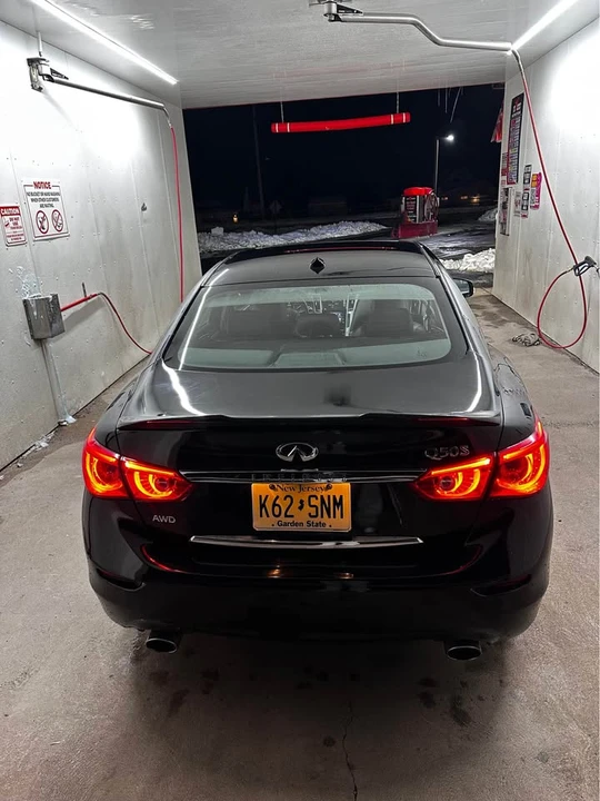 2015 Infiniti Q50 - Image 2 of 11