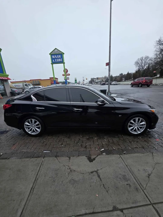 2015 Infiniti Q50 - Image 2 of 17