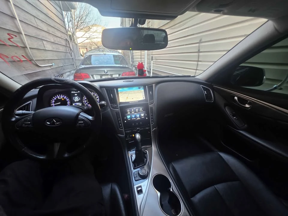 2015 Infiniti Q50 - Image 13 of 17