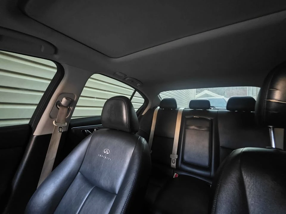 2015 Infiniti Q50 - Image 12 of 17