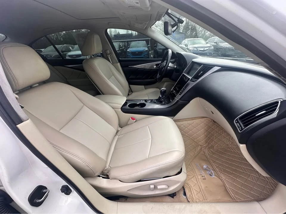 2015 Infiniti Q50 - Image 10 of 11