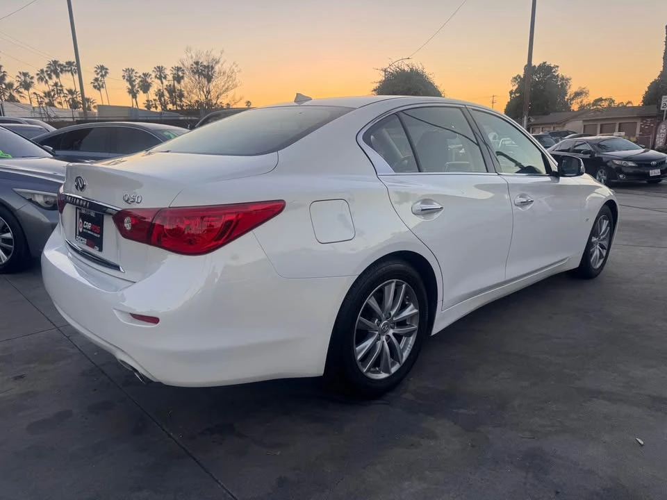2015 Infiniti Q50 - Image 4 of 14